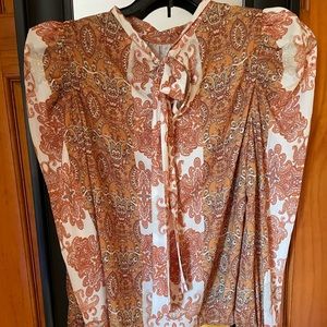 Flying Tomato paisley blouse size small